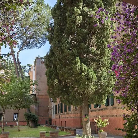 Apartment Courtyard Doria Comfort & Style At Vatican Museums *
